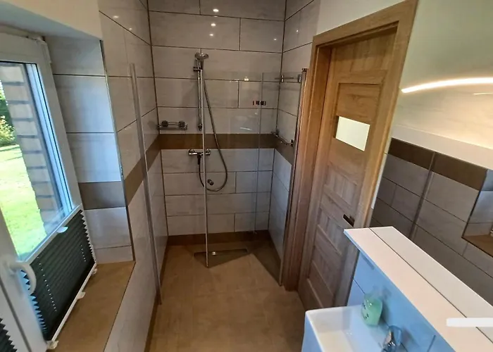 Dom Colonia Апартаменты Zarnowska